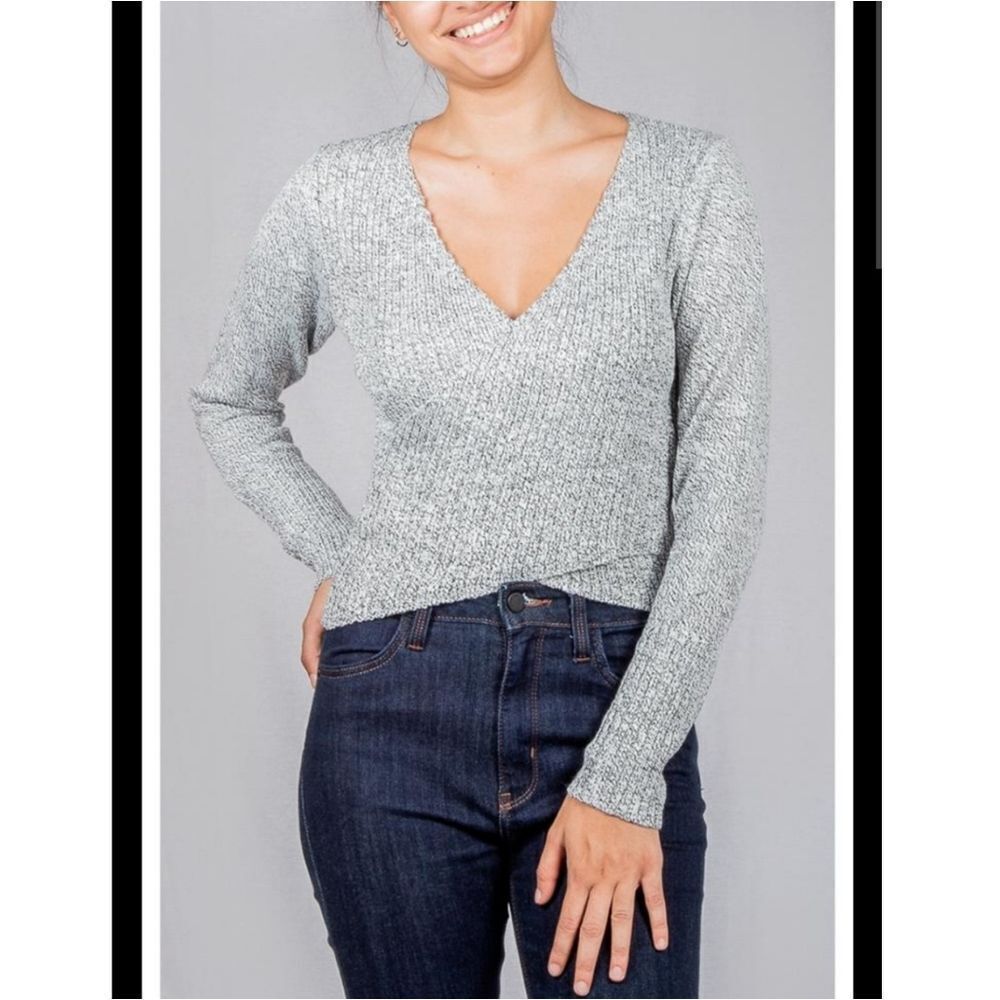 Lumiere Gray V-Neck Sweater